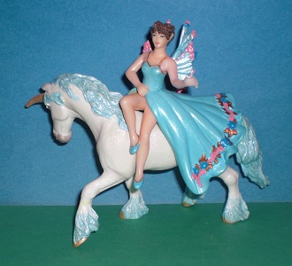 blaue Elfe auf Einhorn