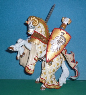 Waffenmeister mit Schwert Sturmbock weiss auf goldrot