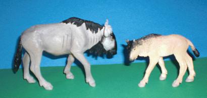 Gnu mit Baby