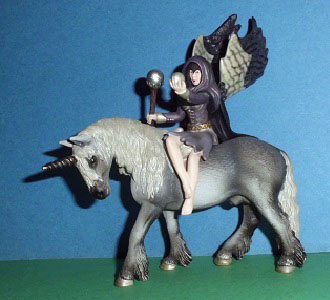 Elfen Bilara auf Einhorn