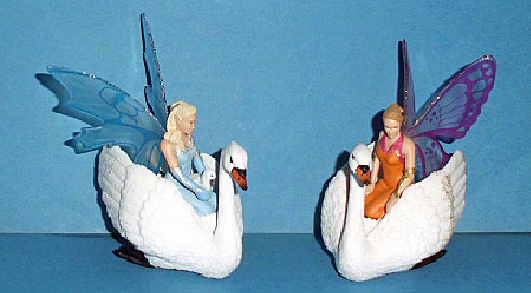 Elfe Larinya auf Schwan